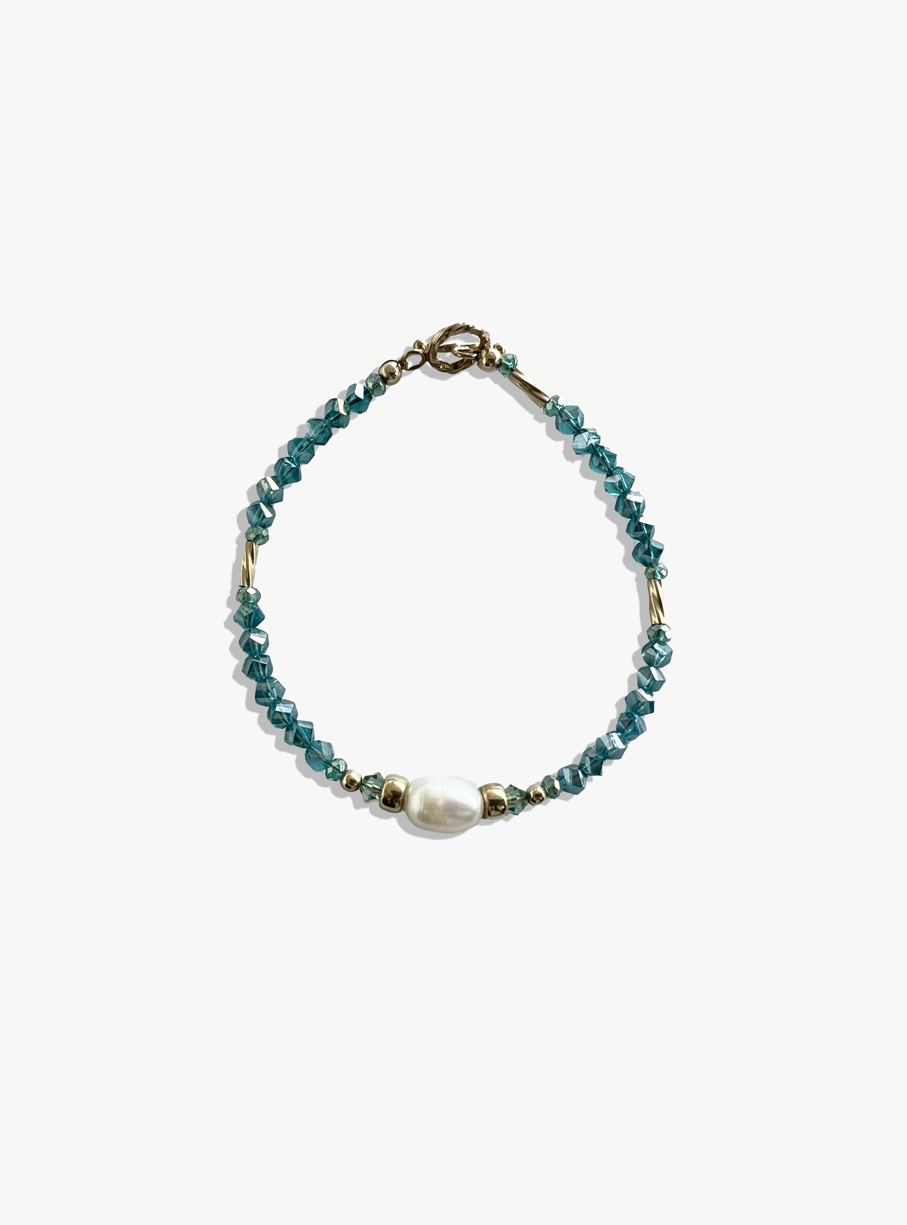 Icy Pearl Bracelet